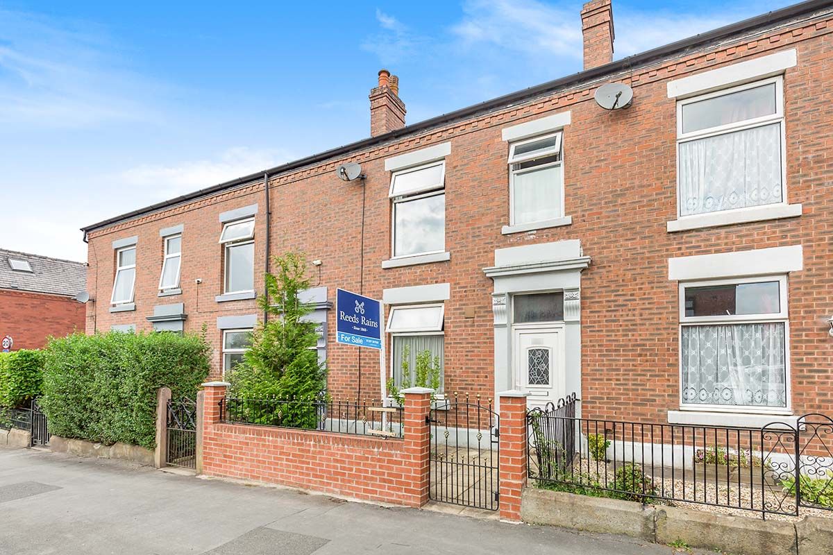 3 bed terraced house for sale in Lyons Lane, Chorley PR6 Zoopla