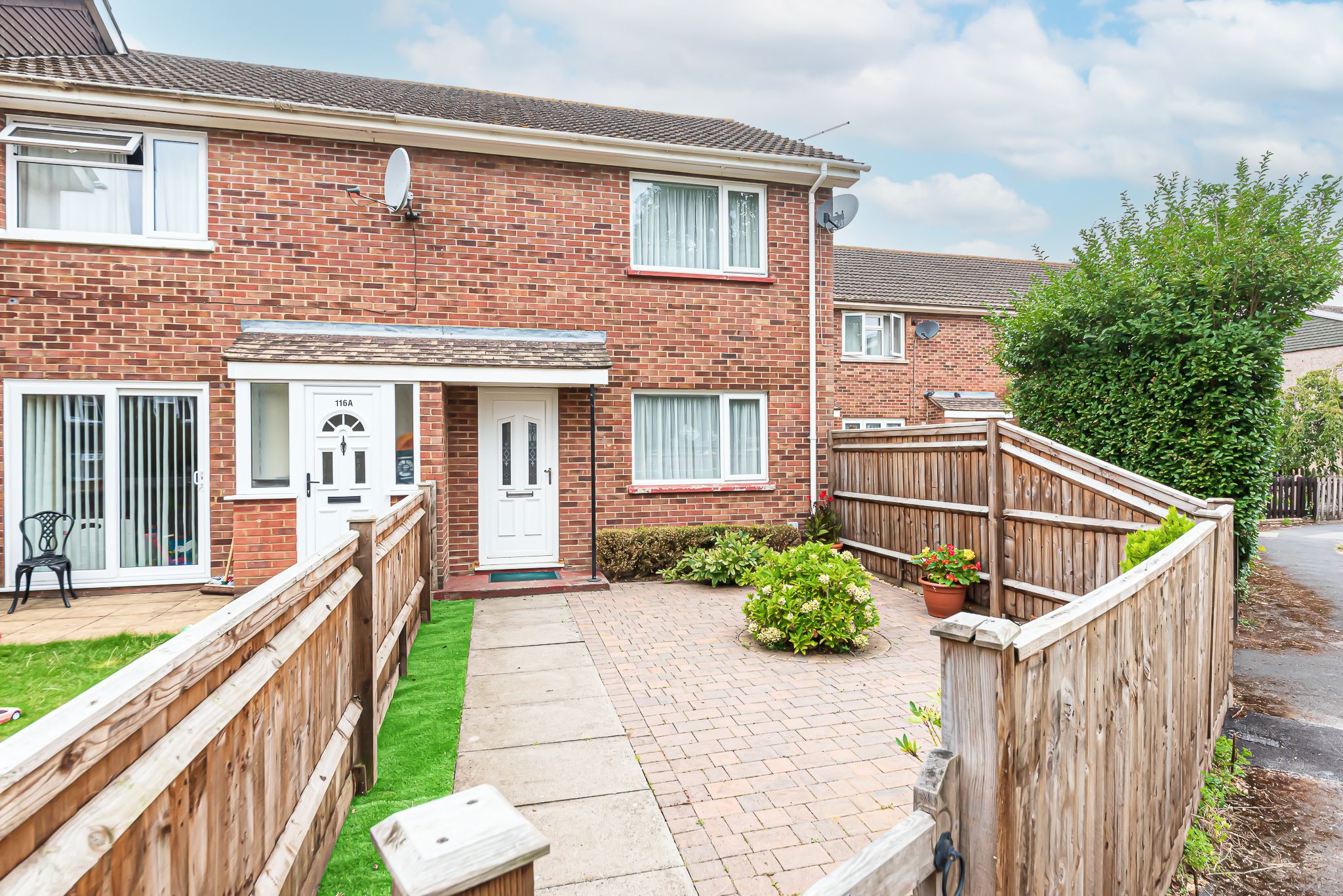 2 bed end terrace house for sale in Basing Drive, Aldershot, Hampshire