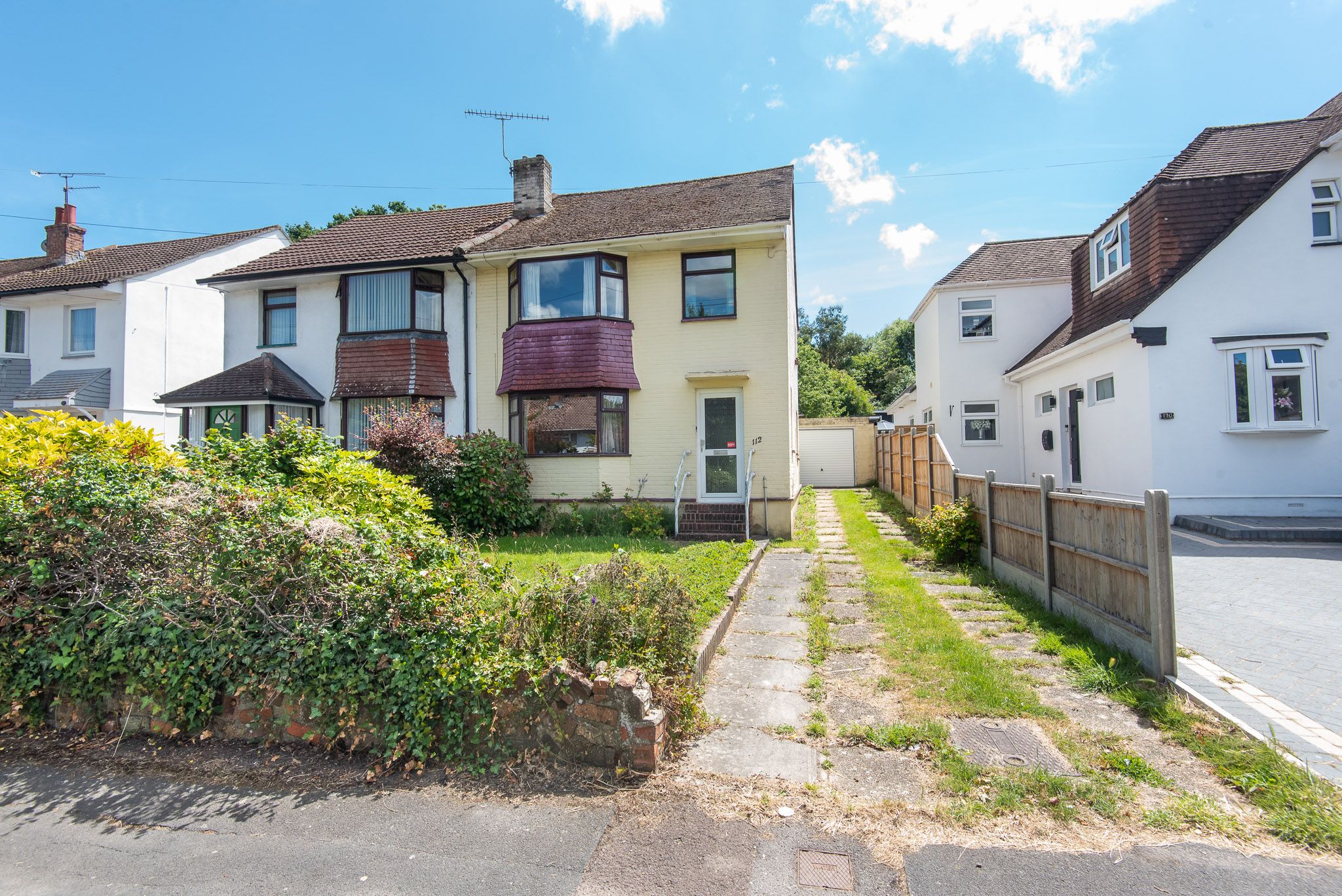 3 bed semidetached house for sale in The Dale, Widley, Waterlooville