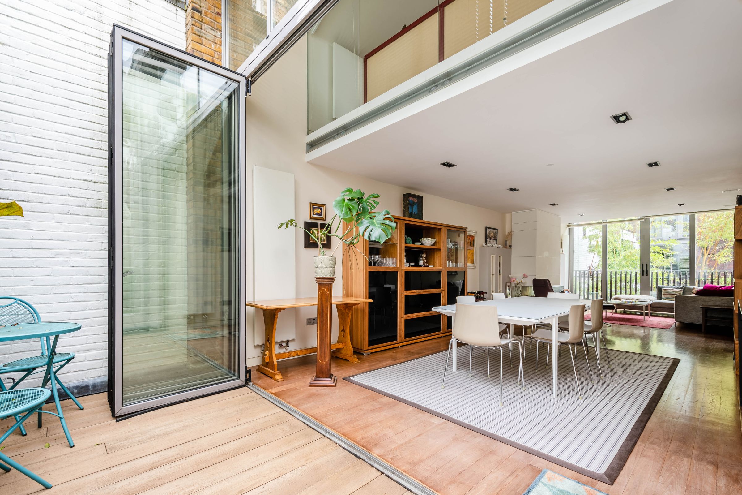 Haven Mews, Islington N1  