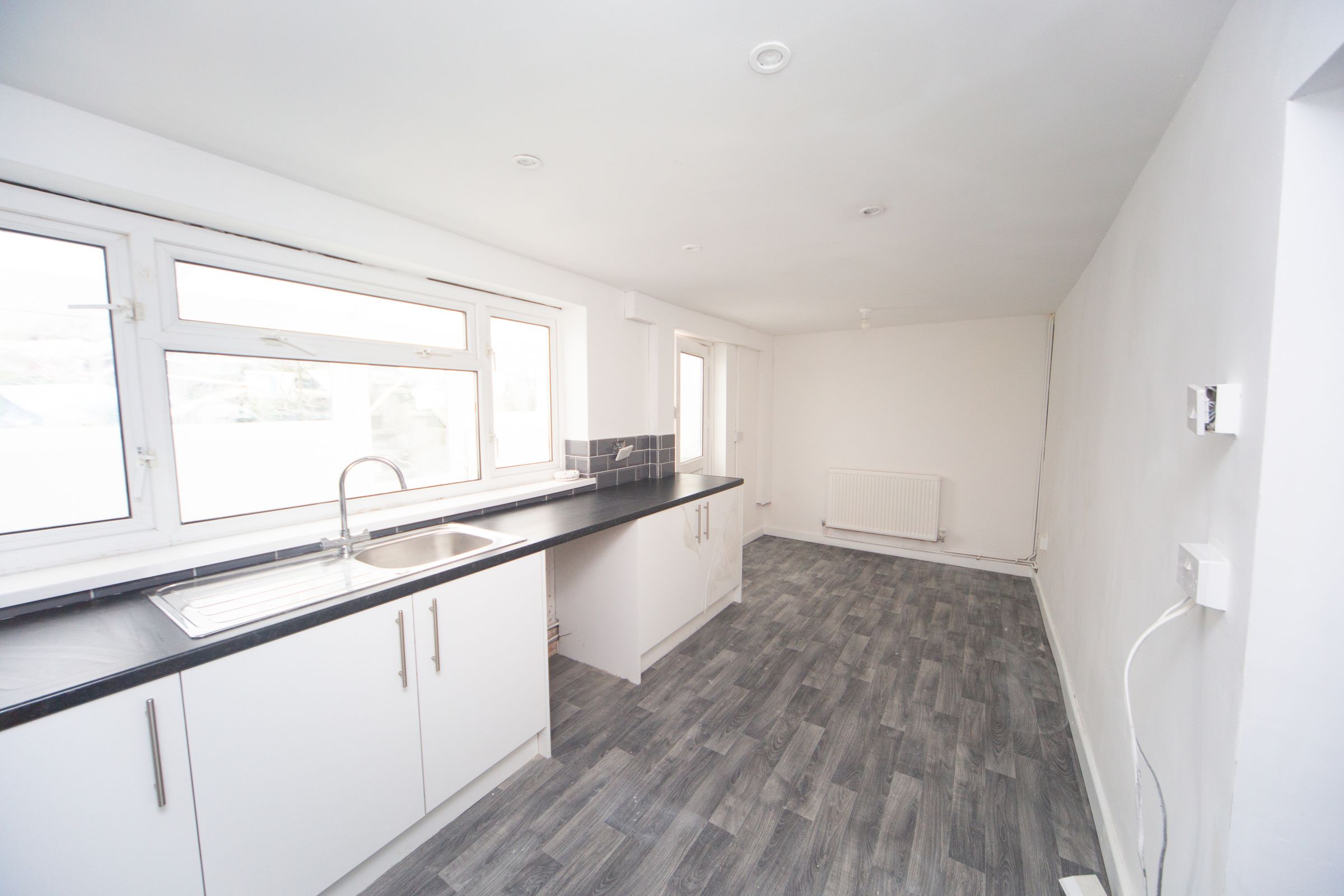 3 bed terraced house to rent in Bwllfa Road, Aberdare CF44 Zoopla