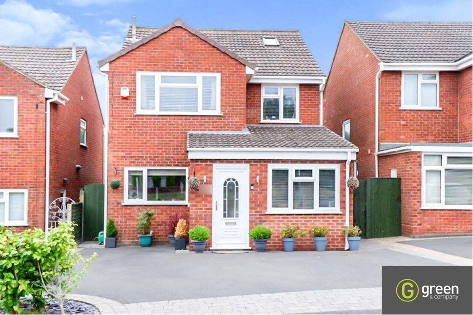 5 bed detached house for sale in Woodhouse Lane, Amington, Tamworth B77