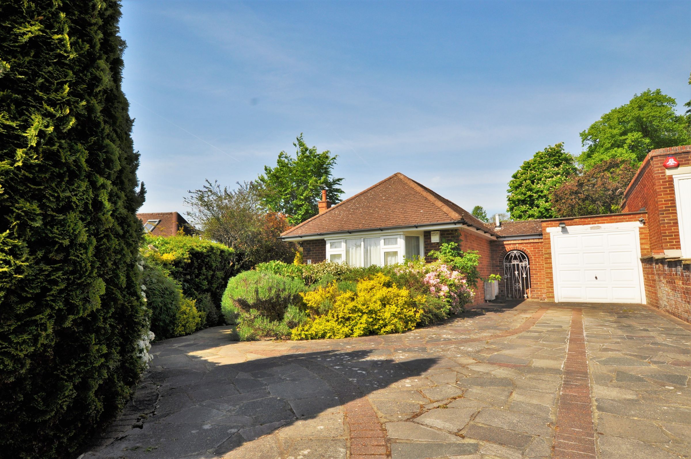 3 bed bungalow for sale in Embry Close, Stanmore HA7 Zoopla
