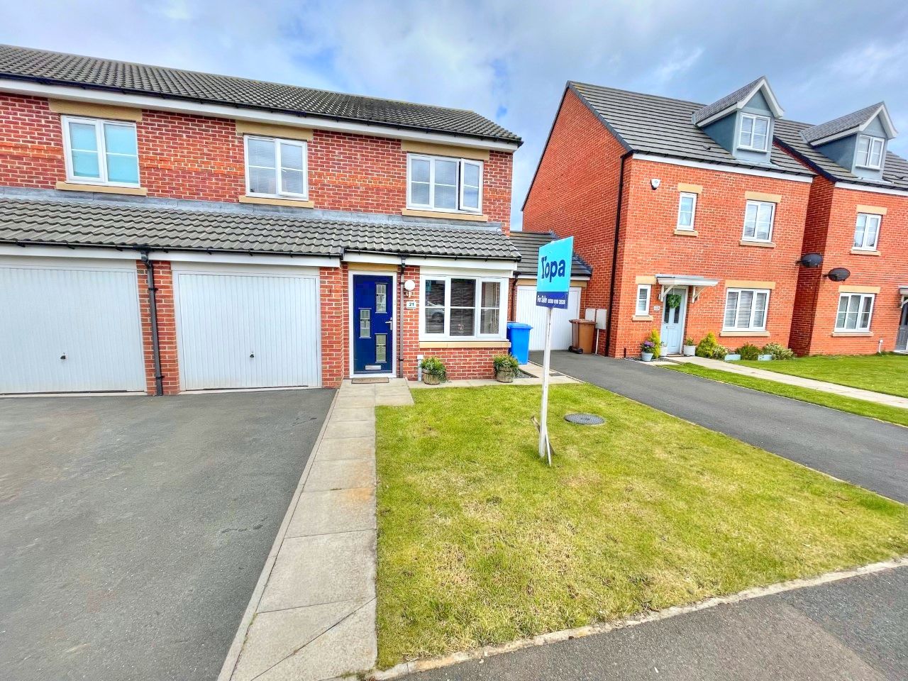 3 bed semidetached house for sale in Akenshaw Drive, Seaton Delaval, Whitley Bay NE25 Zoopla