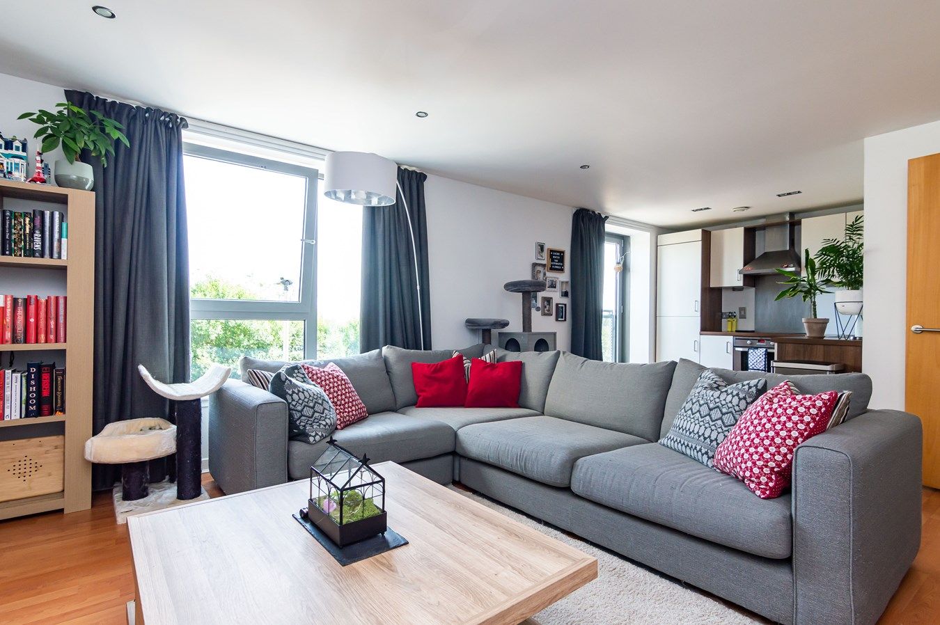 Western Harbour View, Newhaven, Edinburgh EH6  