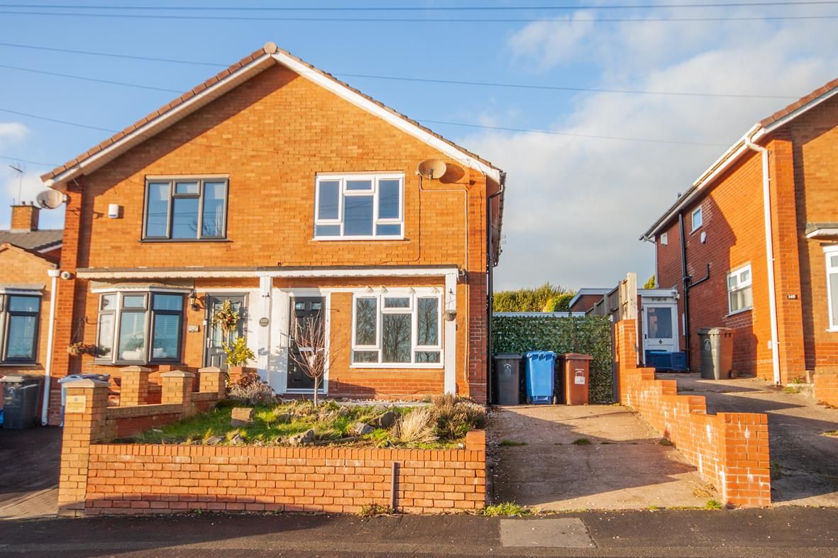2 bed property for sale in Hospital Road, Chasetown, Burntwood WS7 Zoopla
