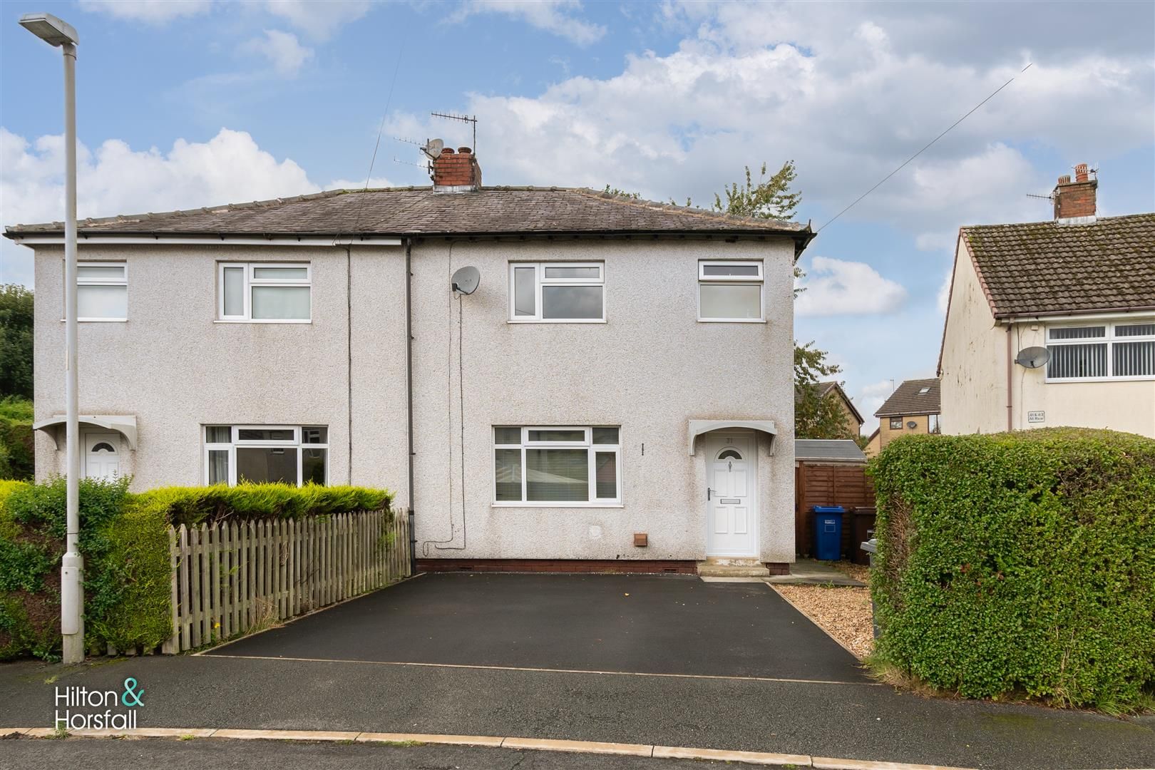 3 bed semidetached house for sale in Holme Crescent, Trawden, Colne