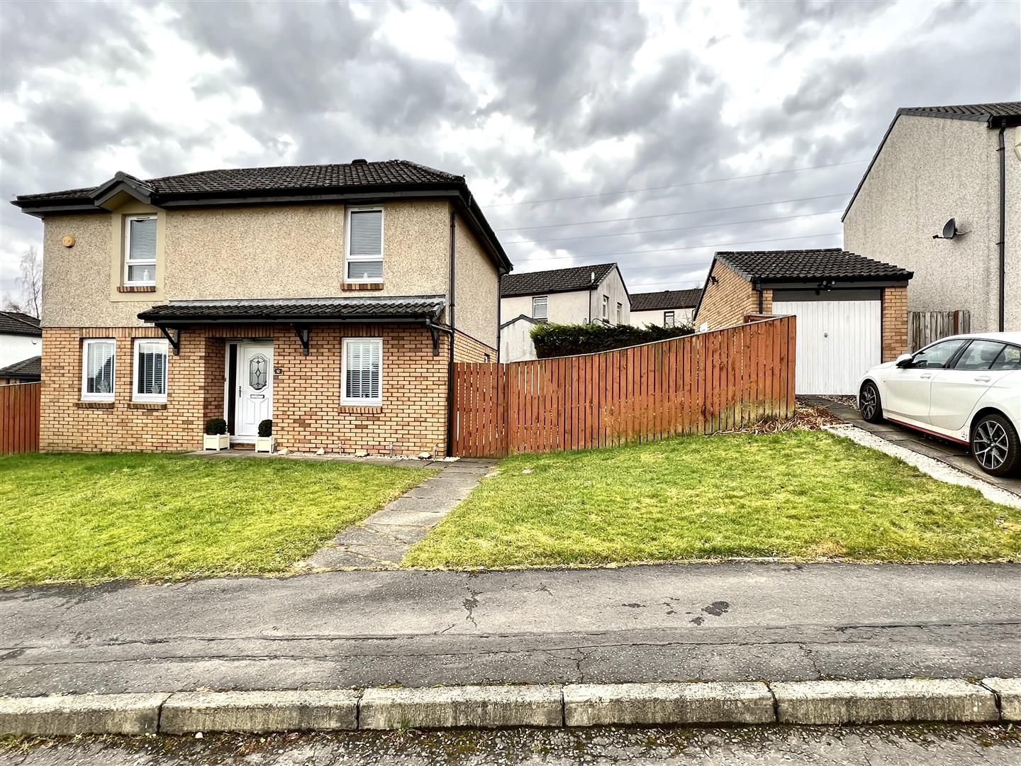 3 bed detached house for sale in Kilwinning Crescent, Hamilton ML3 Zoopla
