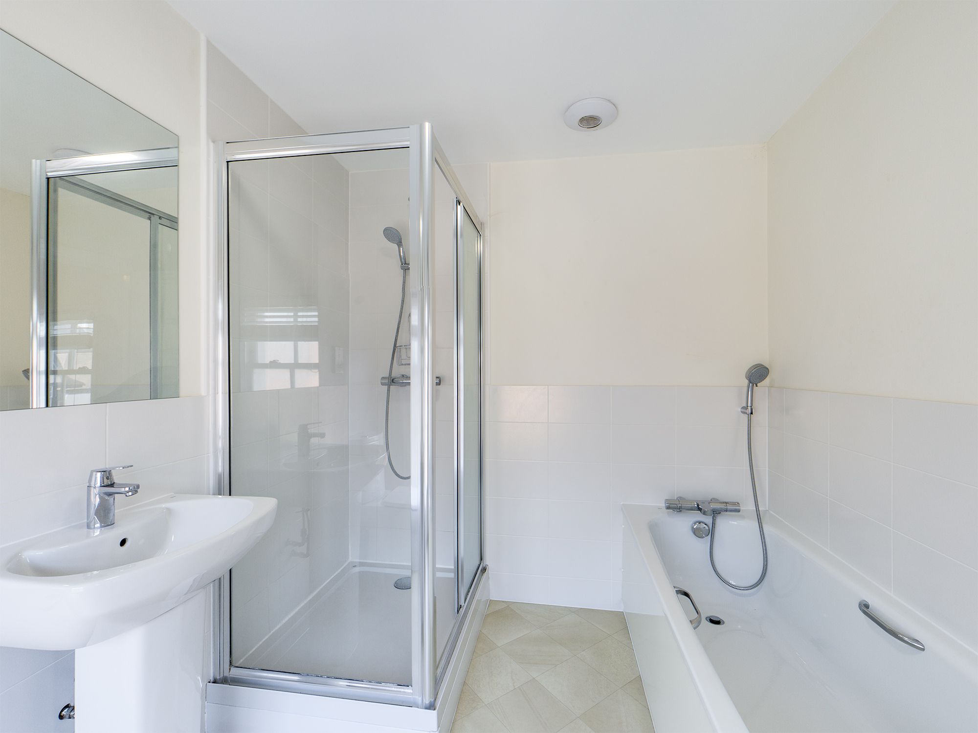 1 bed flat to rent in New Street, Basingstoke RG21 Zoopla