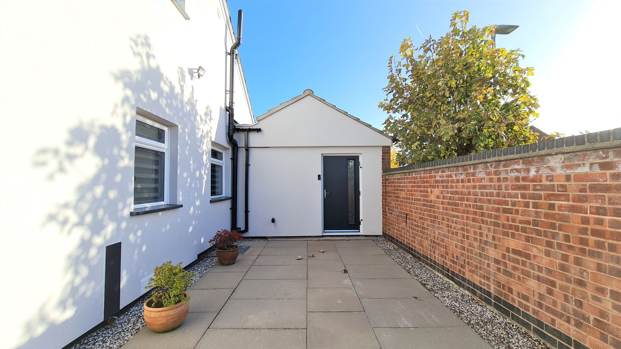 Room to rent in Colby Drive, Leicester LE4 Zoopla