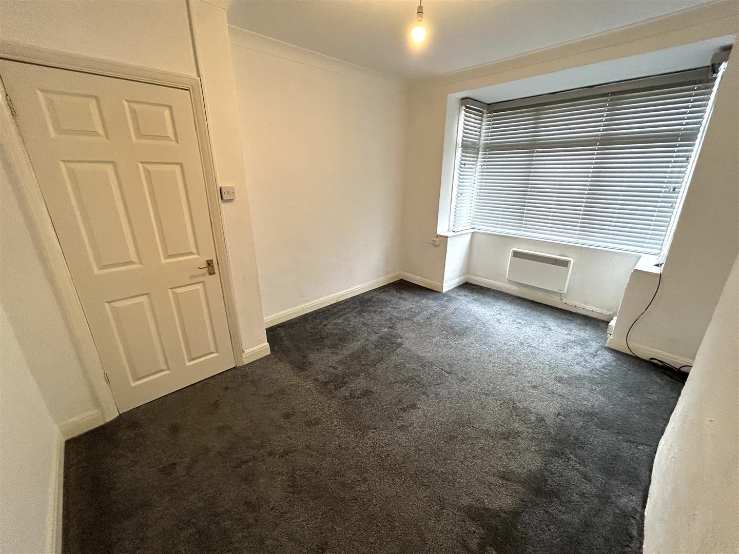 2 bed flat to rent in Beaumont Avenue, ClactonOnSea CO15 Zoopla