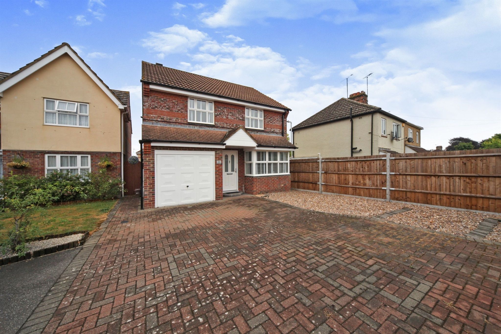 3 bed detached house for sale in Arnald Way, Houghton Regis, Dunstable