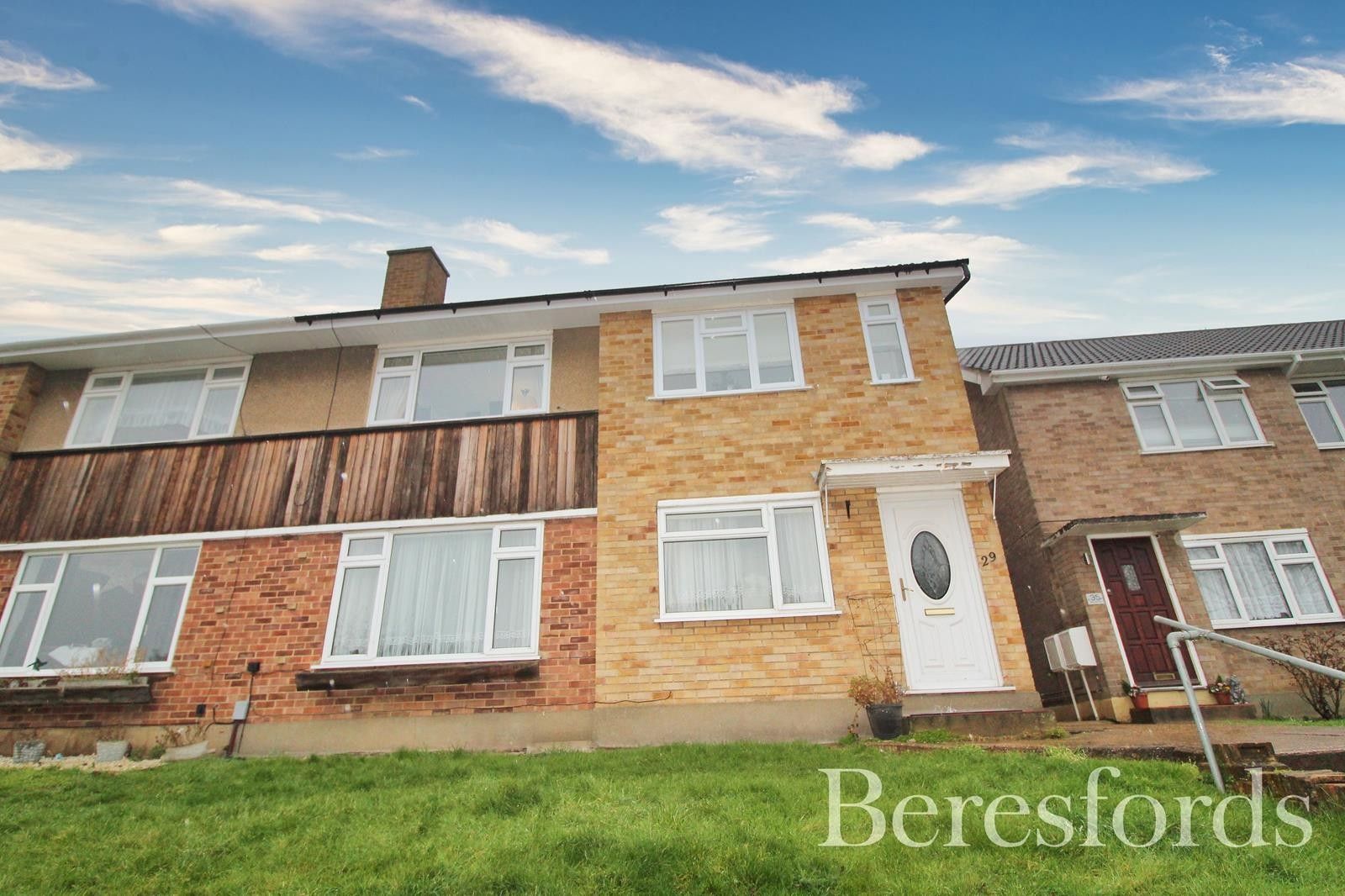 Boundary Road, Upminster, Essex RM14  