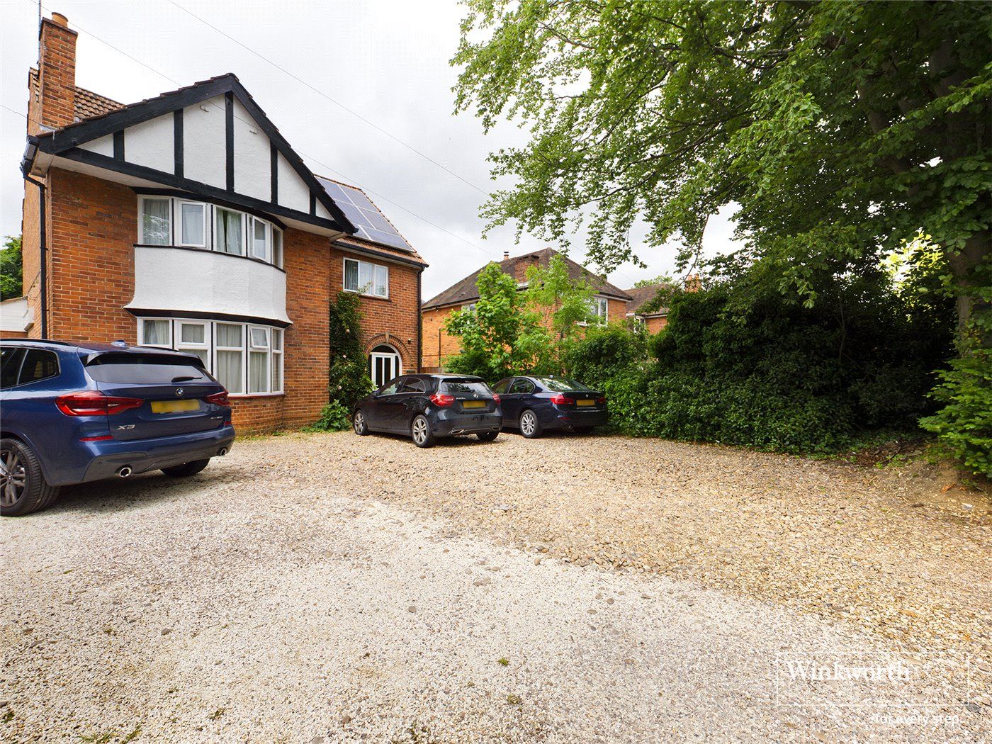 8 bed detached house for sale in Kentwood Hill, Tilehurst, Reading RG31