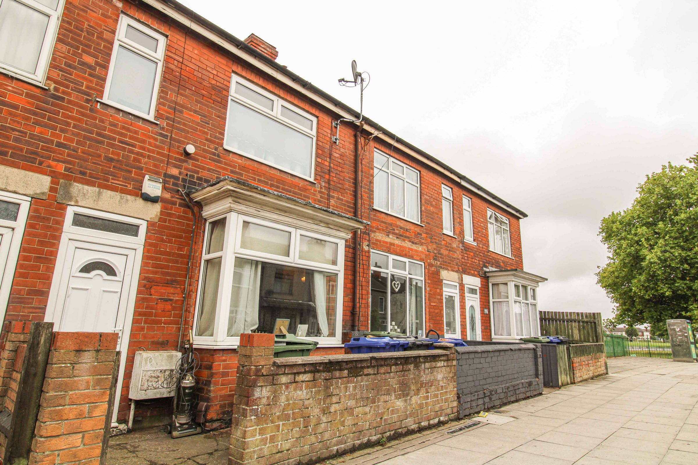 3 bed terraced house for sale in Corporation Road, Grimsby DN31 Zoopla