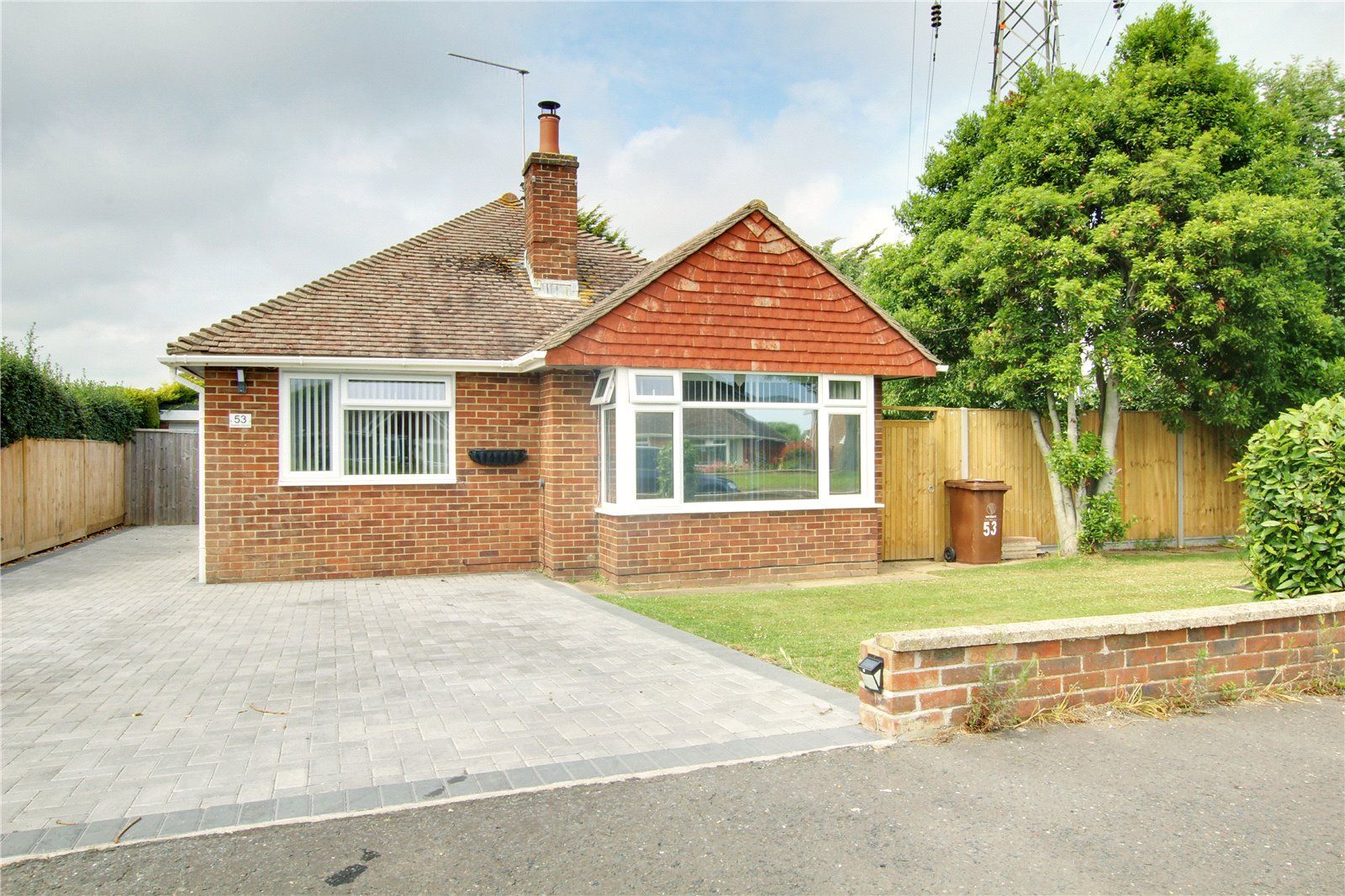 3 bed bungalow for sale in Singleton Crescent, Ferring, Worthing BN12