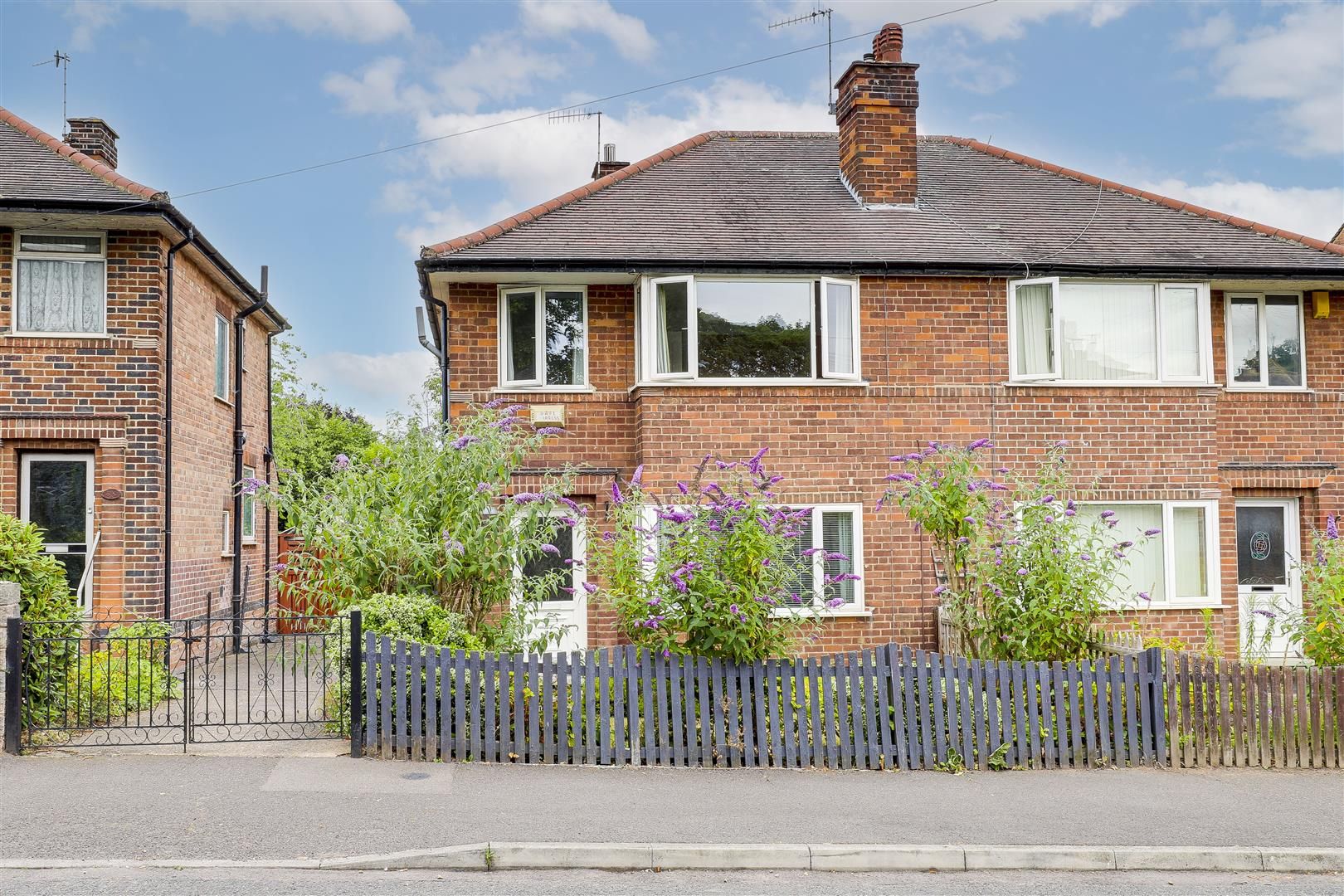 3 bed semidetached house for sale in Tewkesbury Drive, Basford