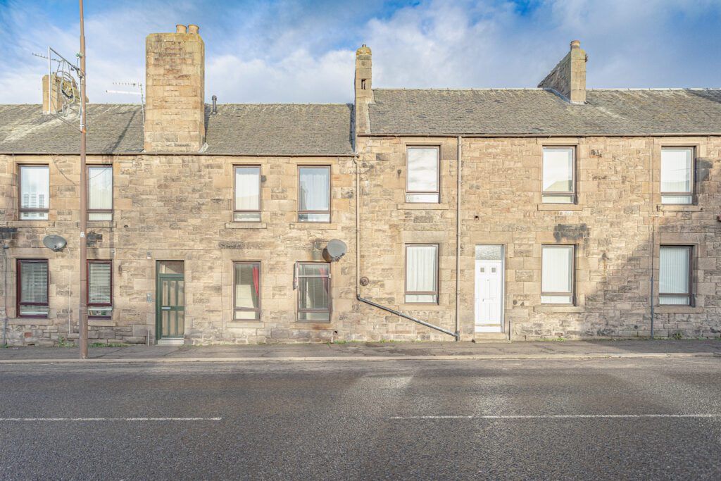 2 bed flat for sale in Main Street, Linlithgow Bridge EH49 Zoopla