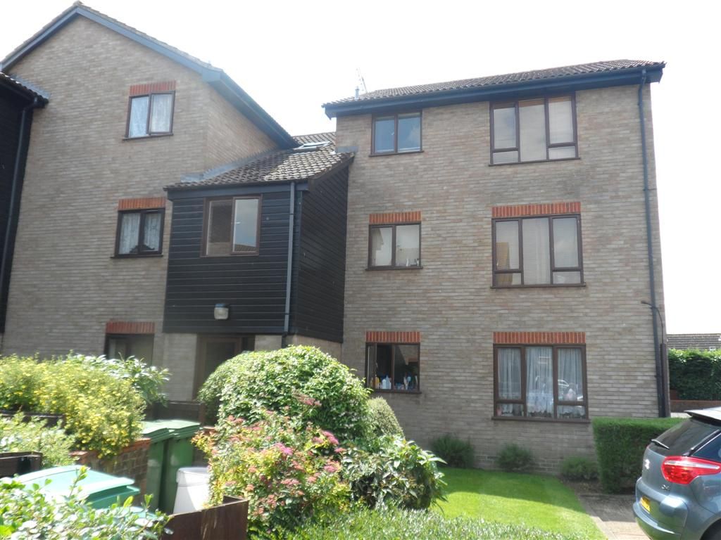 1 bed flat to rent in Firs Close, Mitcham CR4 Zoopla