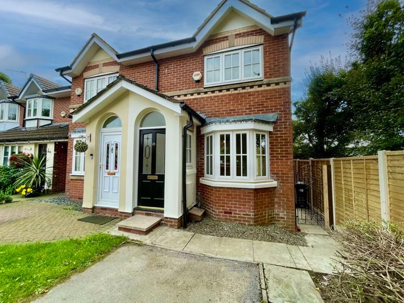 2 bed semidetached house to rent in Holbeck Close, Horwich, Bolton BL6