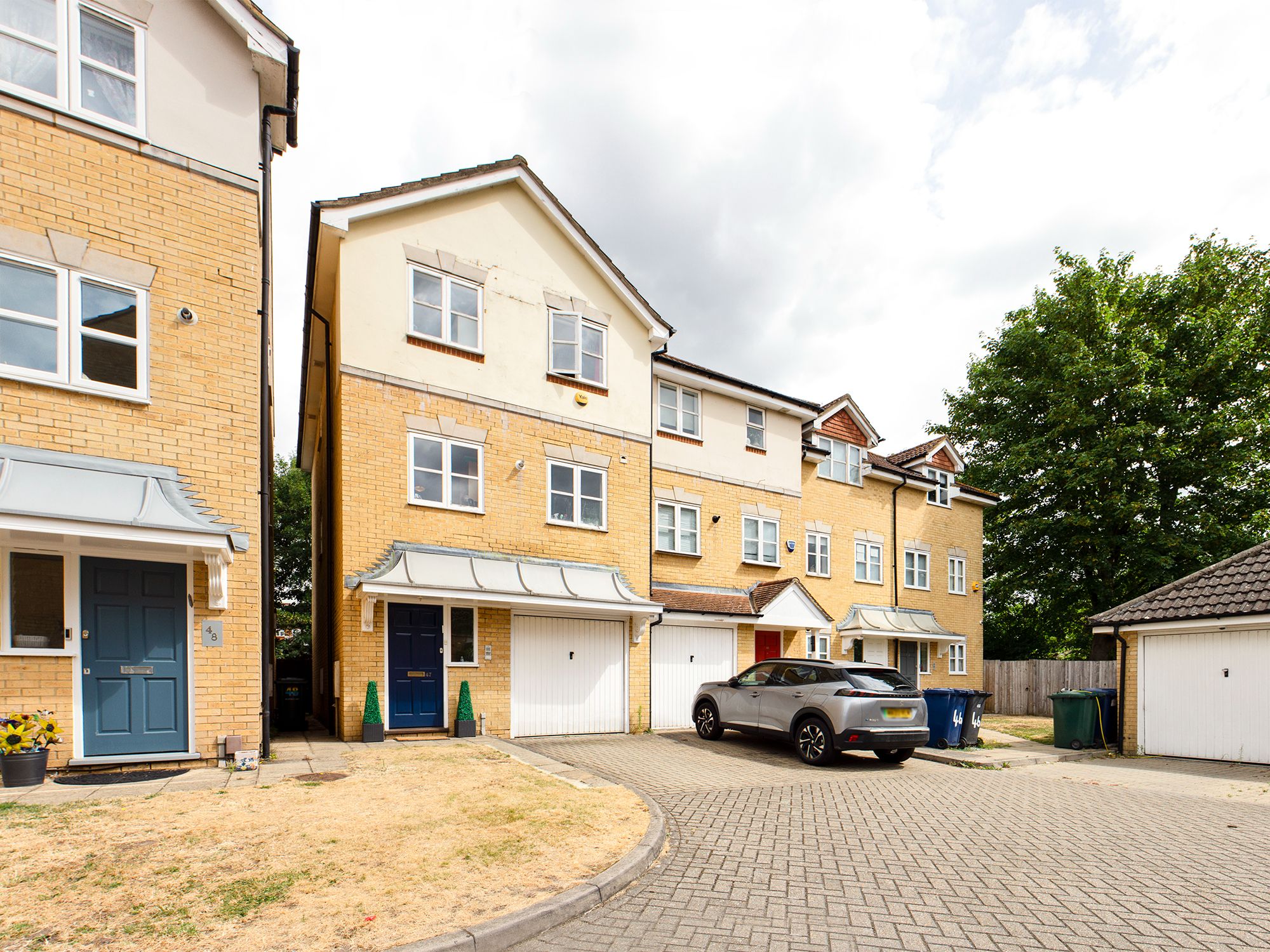 4 bed terraced house for sale in Grenville Place, London NW7 Zoopla