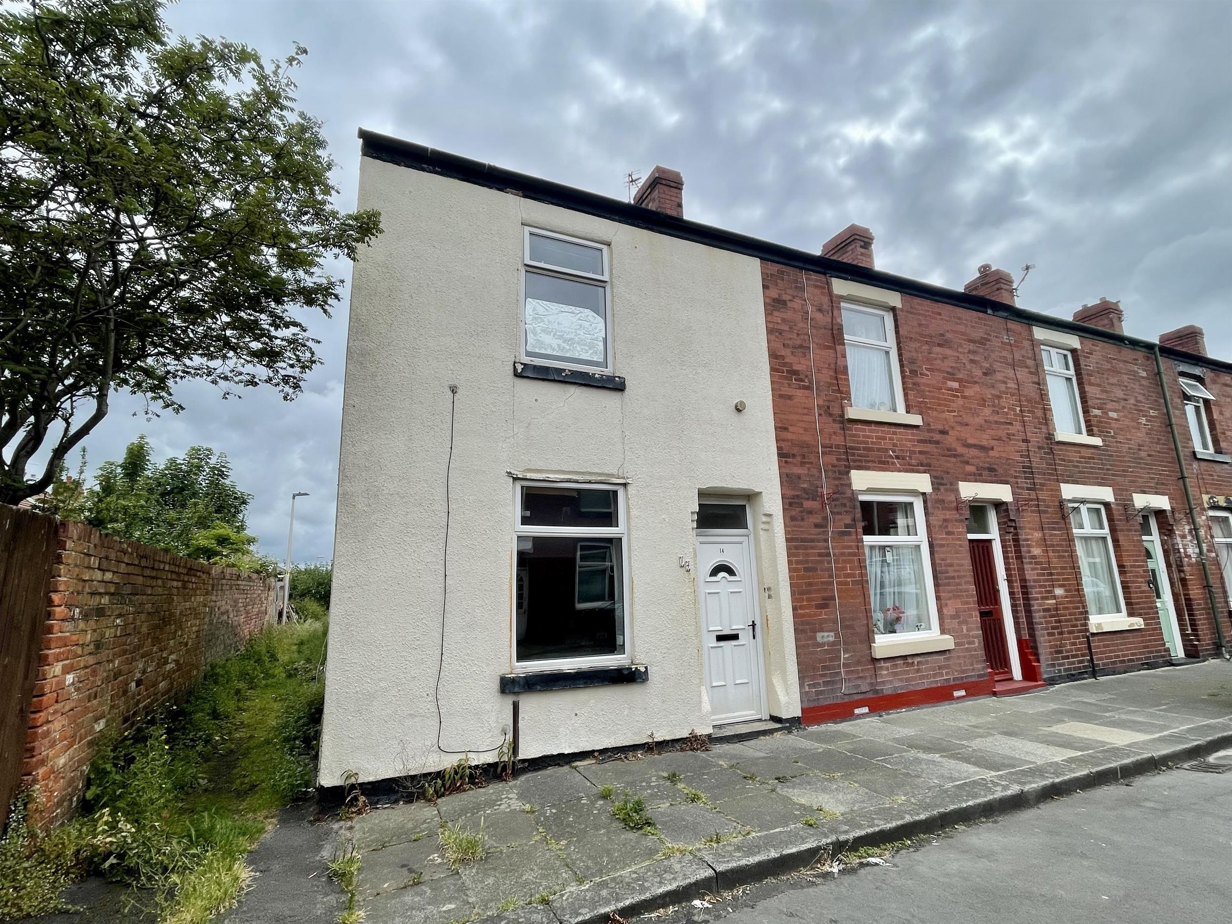 2 bed terraced house for sale in Devon Street, Blackpool FY4 Zoopla