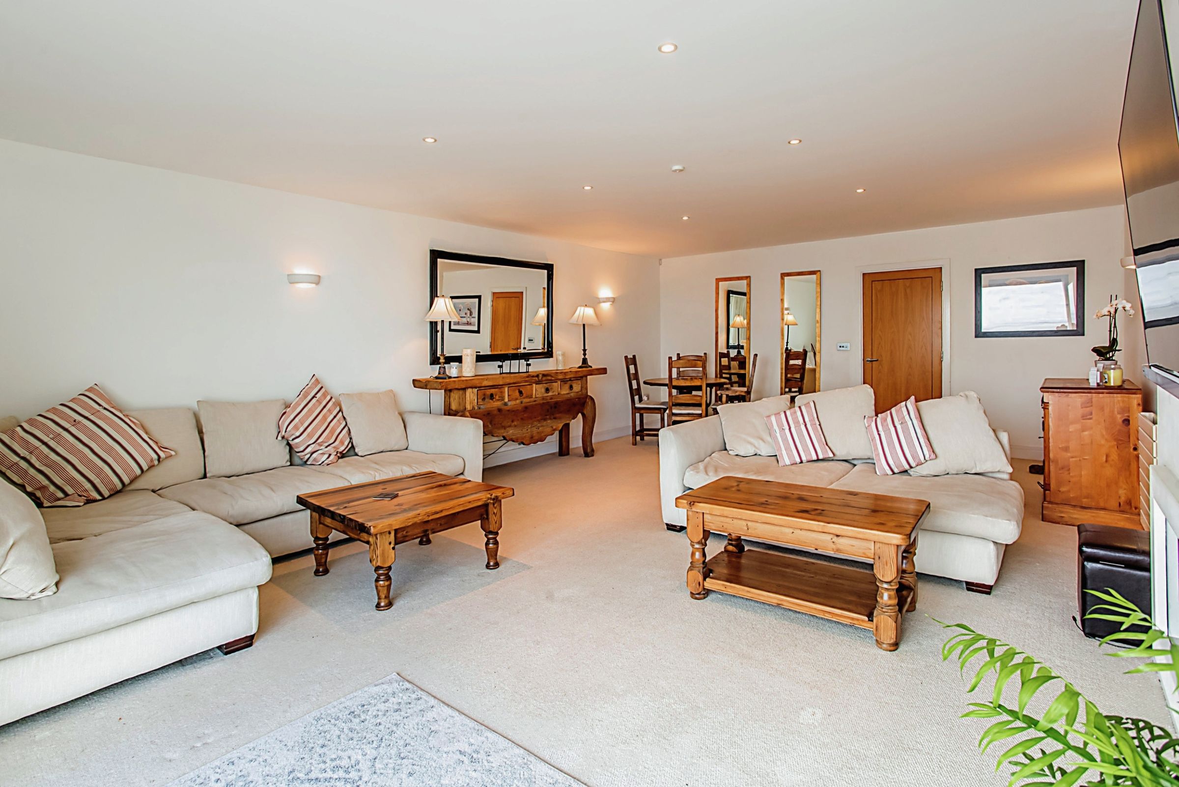 2 bed flat for sale in Parade Walk, Shoebury Garrison, Shoeburyness