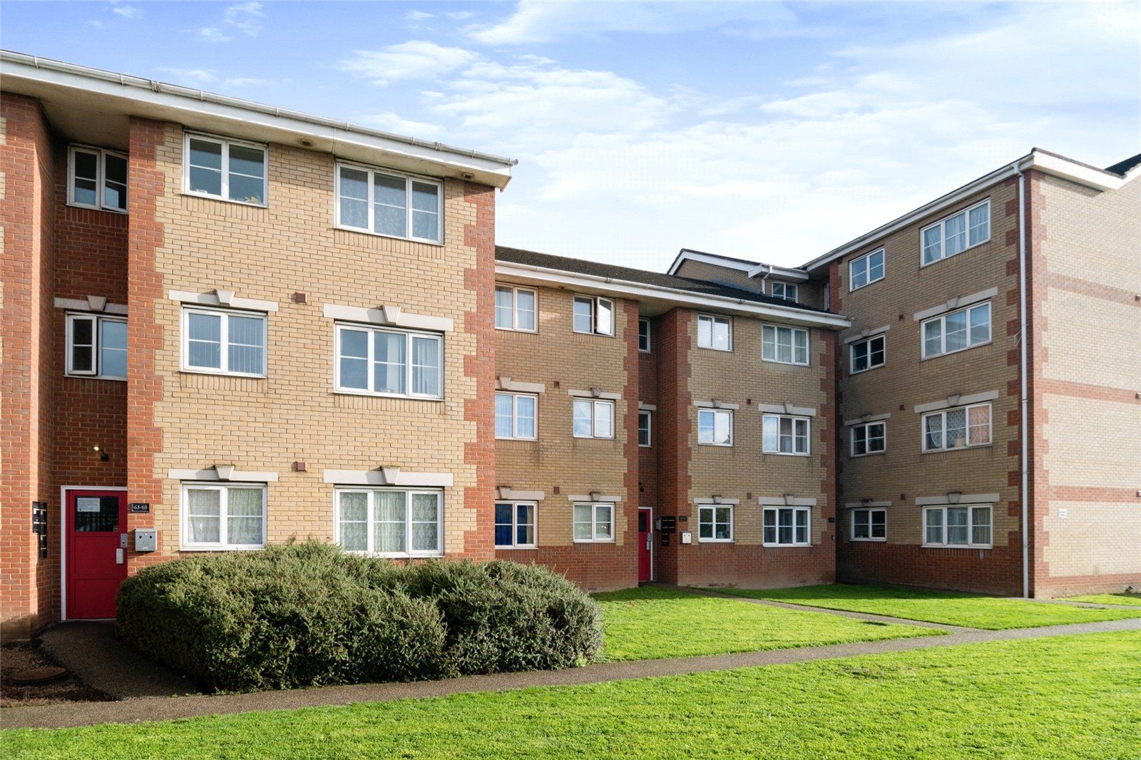 3 bed flat for sale in Garner Court, Dunlop Road, Tilbury, Essex RM18