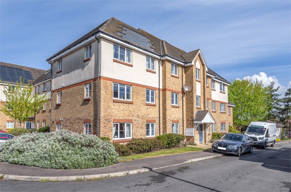 Richard Howe House, Palm Drive, Rochester, Kent ME1  