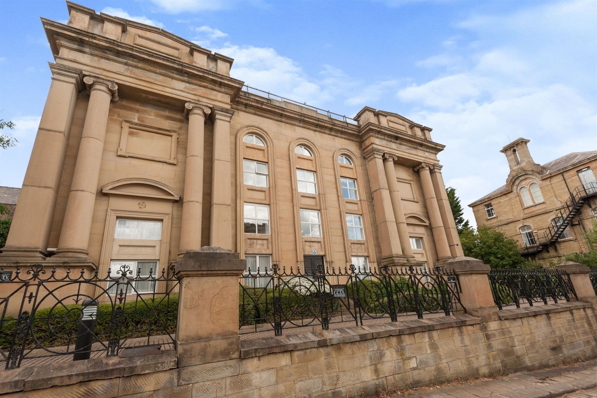 1 bed flat for sale in Highfields Road, Edgerton, Huddersfield HD1 Zoopla