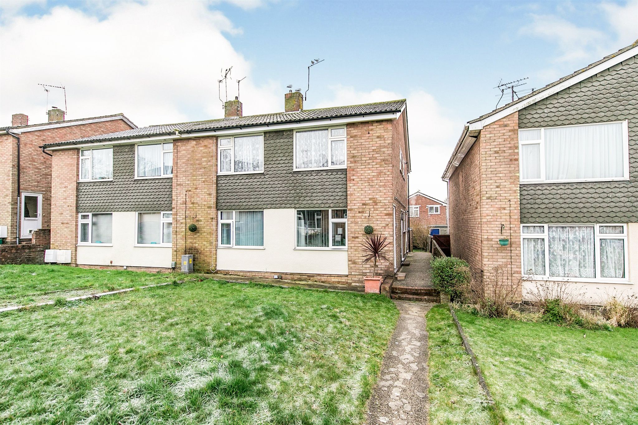 Suffolk Close, Colchester CO4  