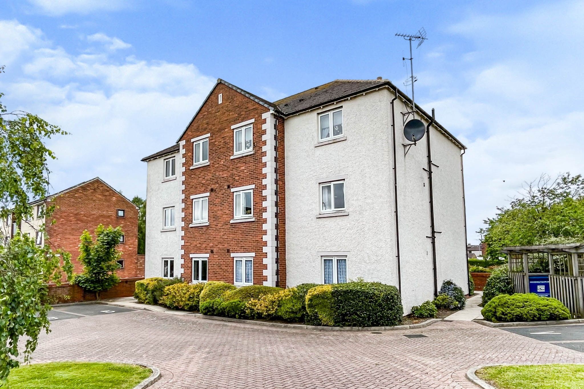 2 bed flat for sale in Sutton Close, Longtown, Carlisle CA6 Zoopla