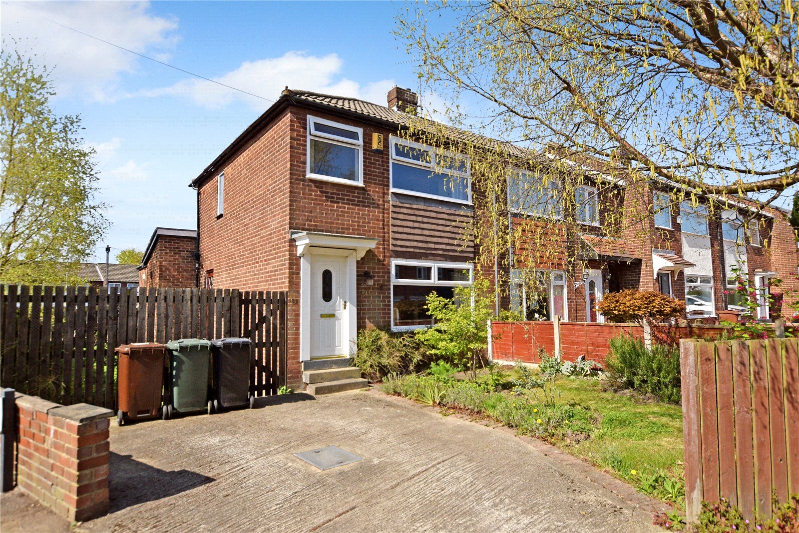 3 bed town house for sale in Springfield Avenue, Morley, Leeds, West