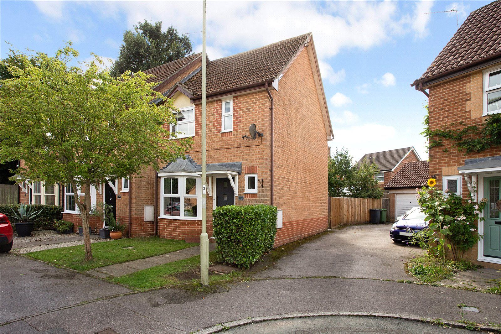 2 bed end terrace house for sale in Allee Drive, Liphook GU30 Zoopla