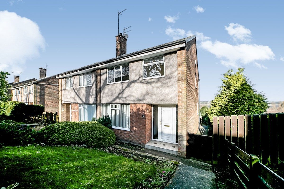 3 bed semidetached house to rent in Hillcrest, Prudhoe, Northumberland