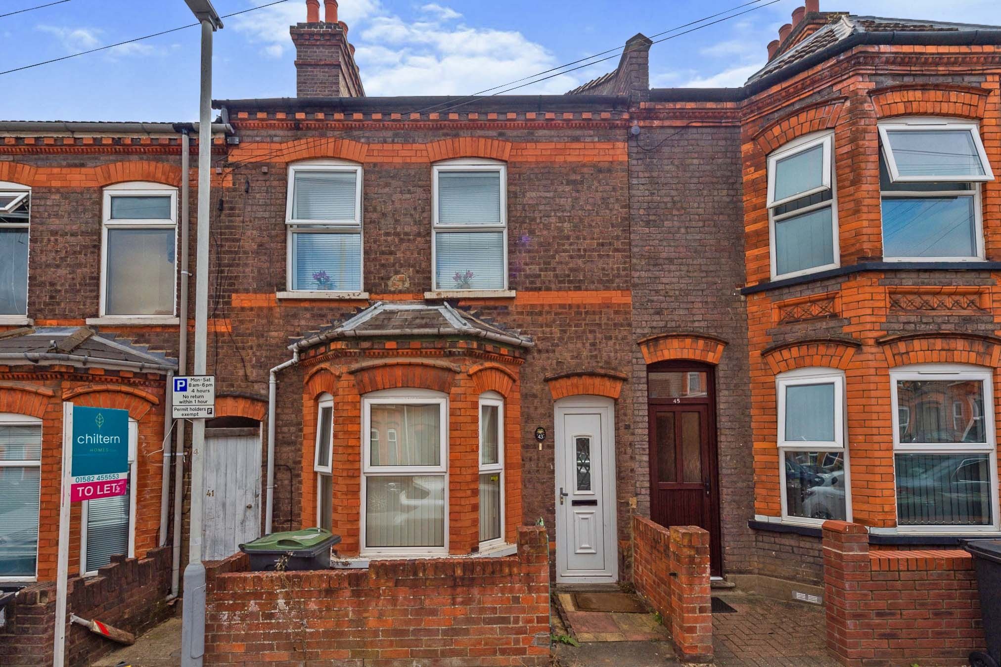 3 bed terraced house for sale in Belmont Road, Luton LU1 Zoopla