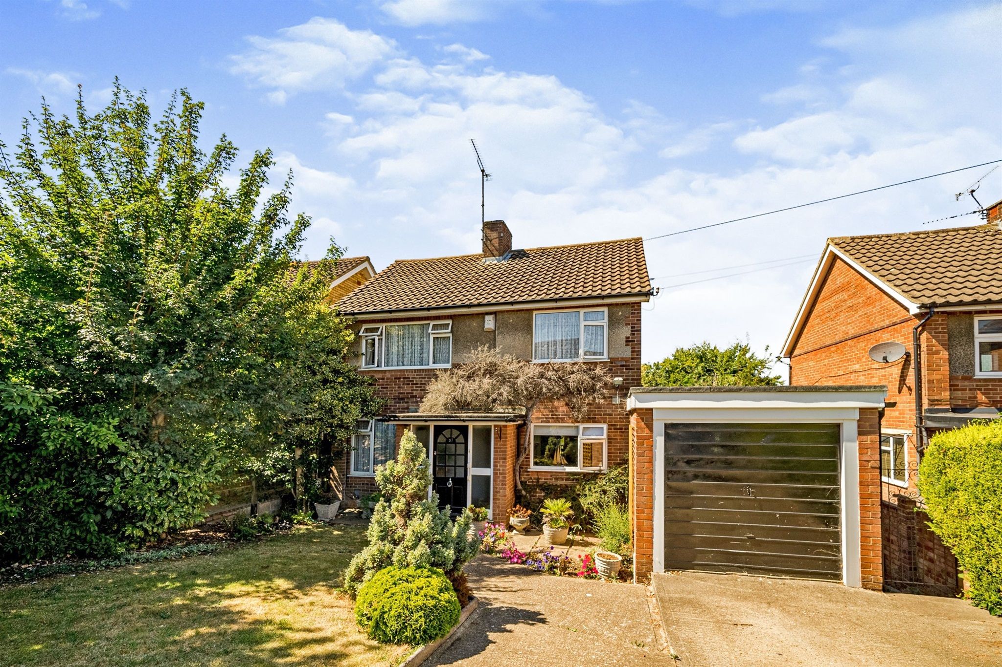 3 bed detached house for sale in Carver Hill Road, High HP11