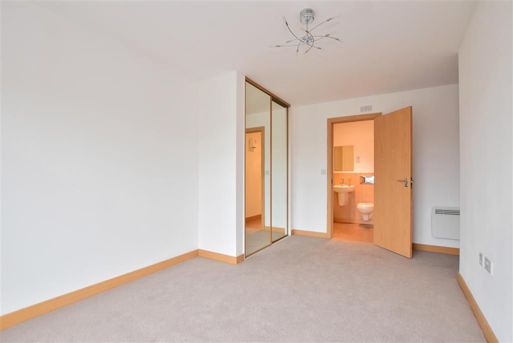 2 bed flat for sale in Cherrydown East, Basildon, Essex SS16 Zoopla