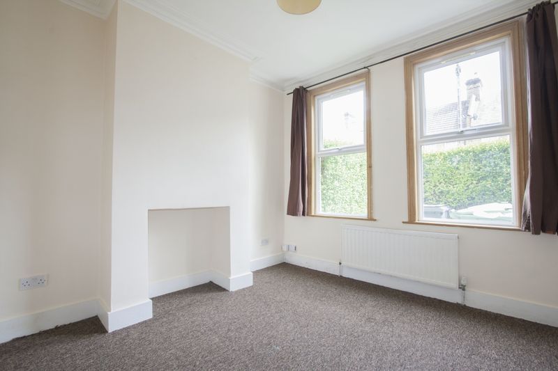 2 bed flat to rent in Diana Road, Walthamstow, London E17 Zoopla