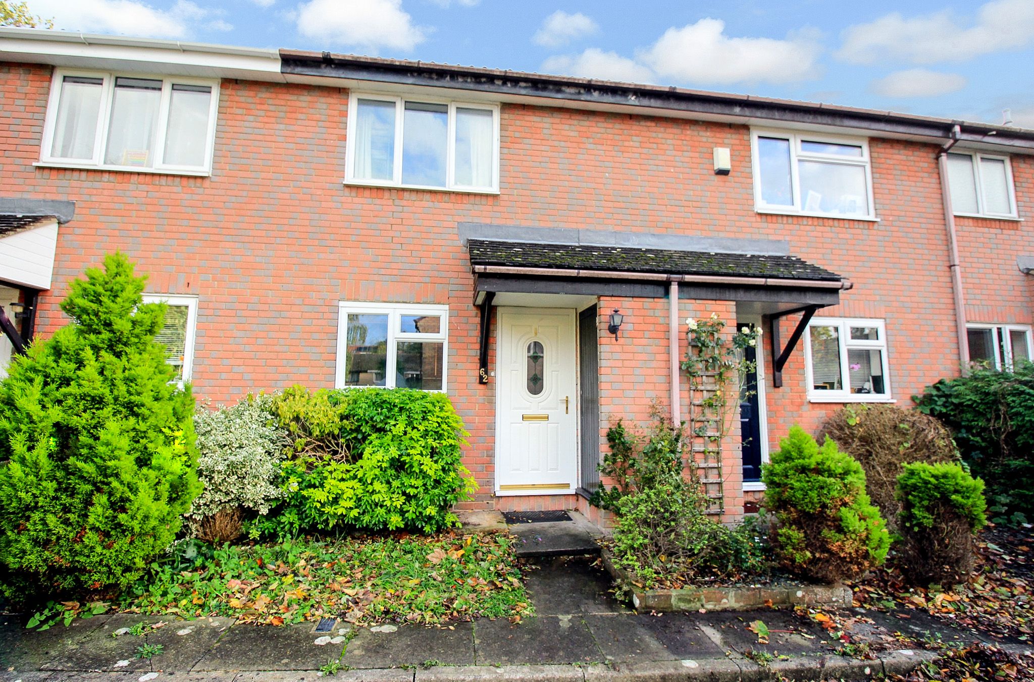 2 bed terraced house for sale in The Oaks, Southampton SO19 Zoopla