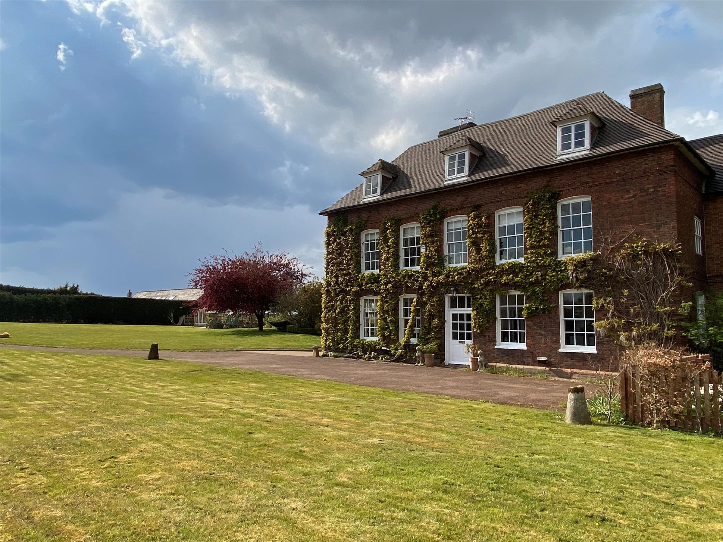 5 bed semidetached house for sale in Fisherwick Road, Lichfield