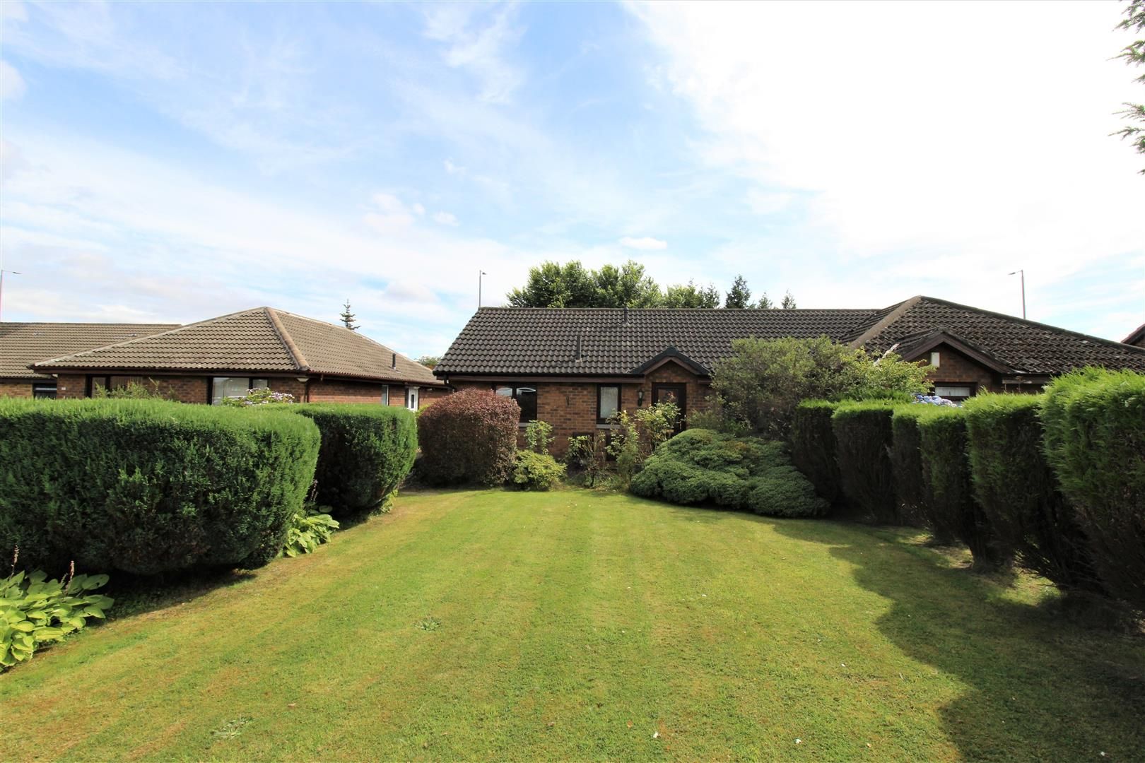 2 bed semidetached bungalow for sale in Tarras Drive, Renfrew PA4 Zoopla