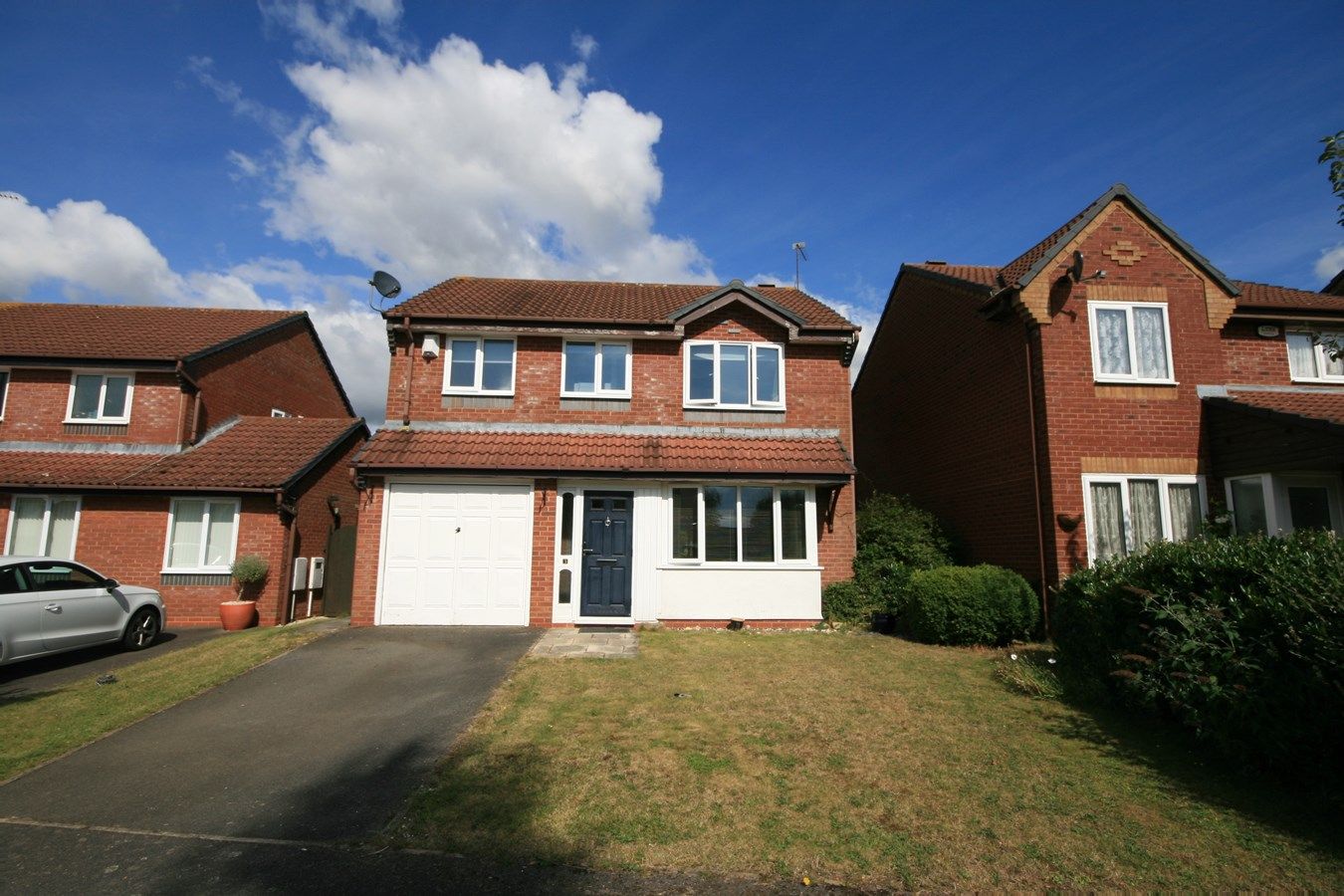 4 bed detached house for sale in Muncaster Gardens, East Hunsbury