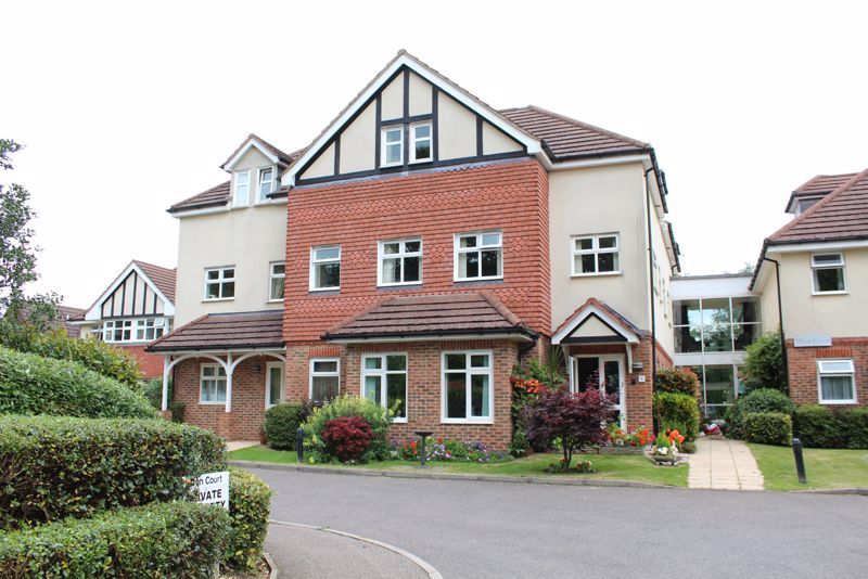 2 bed flat for sale in Limpsfield Road, Warlingham CR6 Zoopla