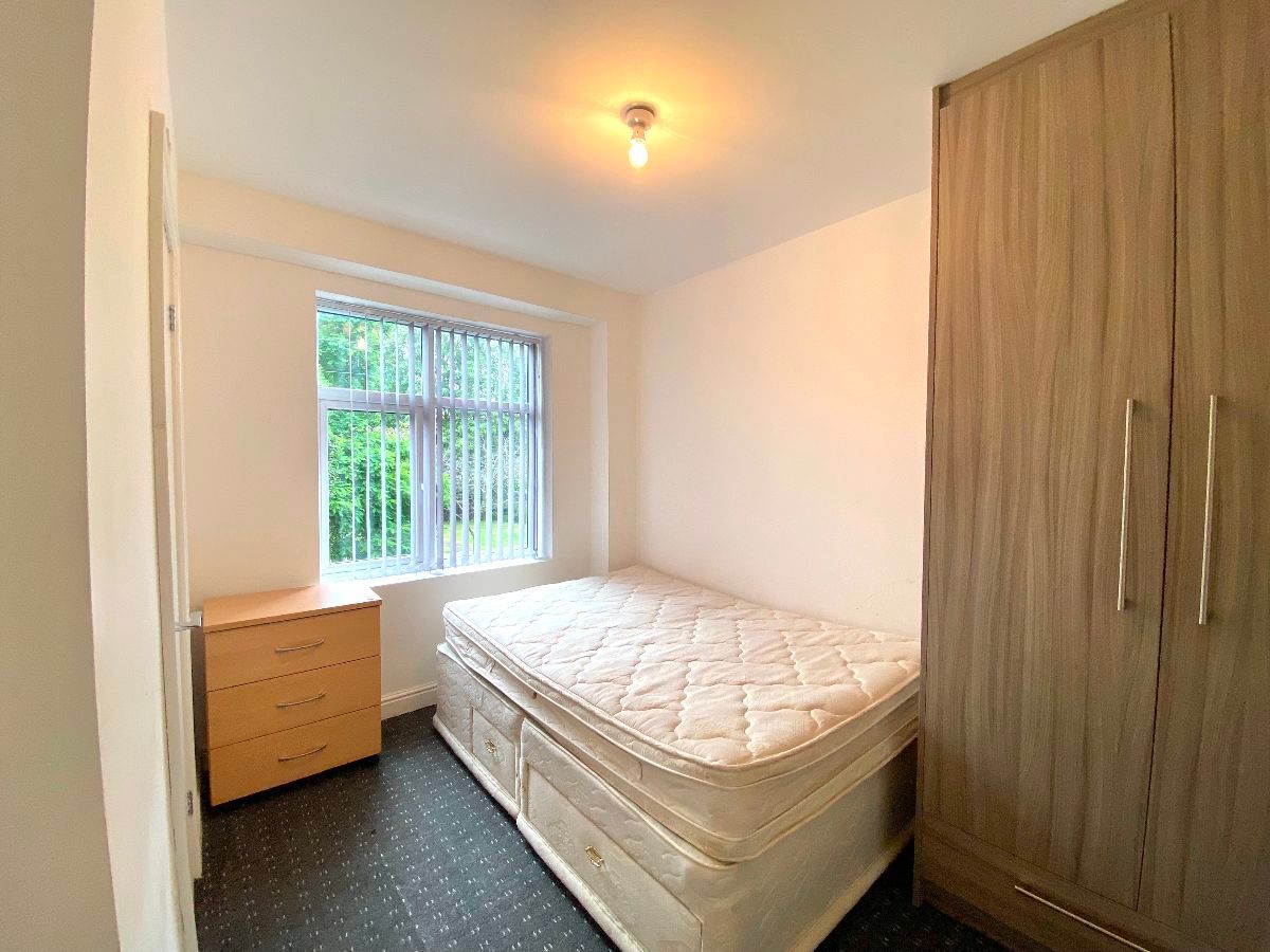 Room to rent in Chamberlain Street, Hanley, StokeOnTrent ST1 Zoopla