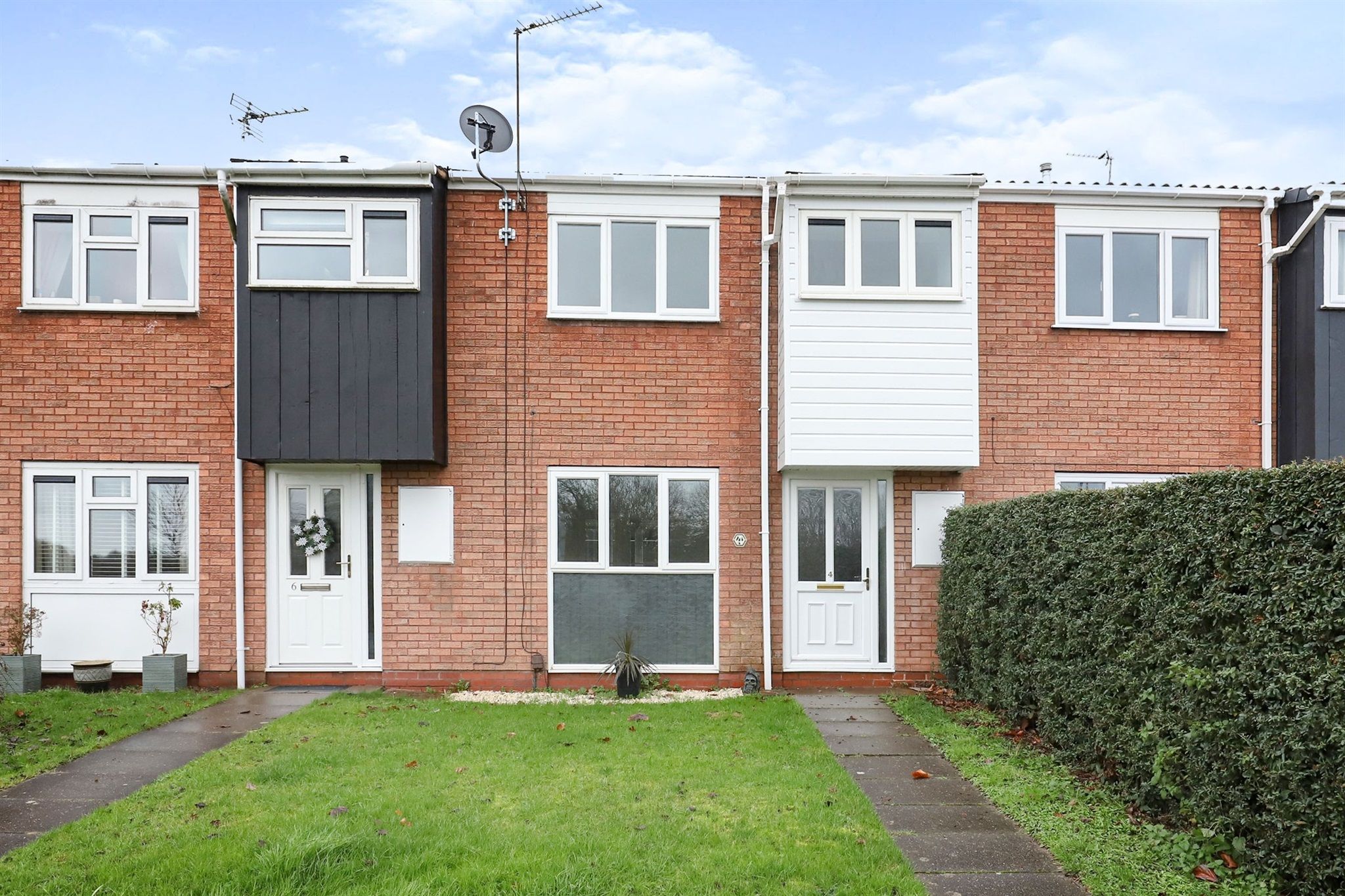 3 bed terraced house for sale in The Droveway, Pendeford, Wolverhampton WV8 Zoopla