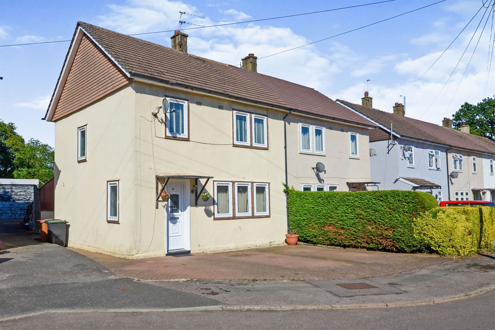 3 bed semidetached house for sale in Sidmouth Close, Watford WD19 Zoopla