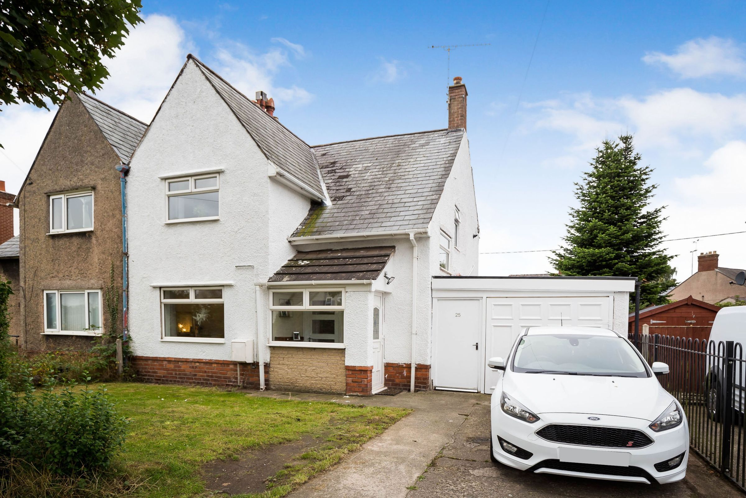3 bed semidetached house for sale in Broncoed Park, Mold CH7 Zoopla