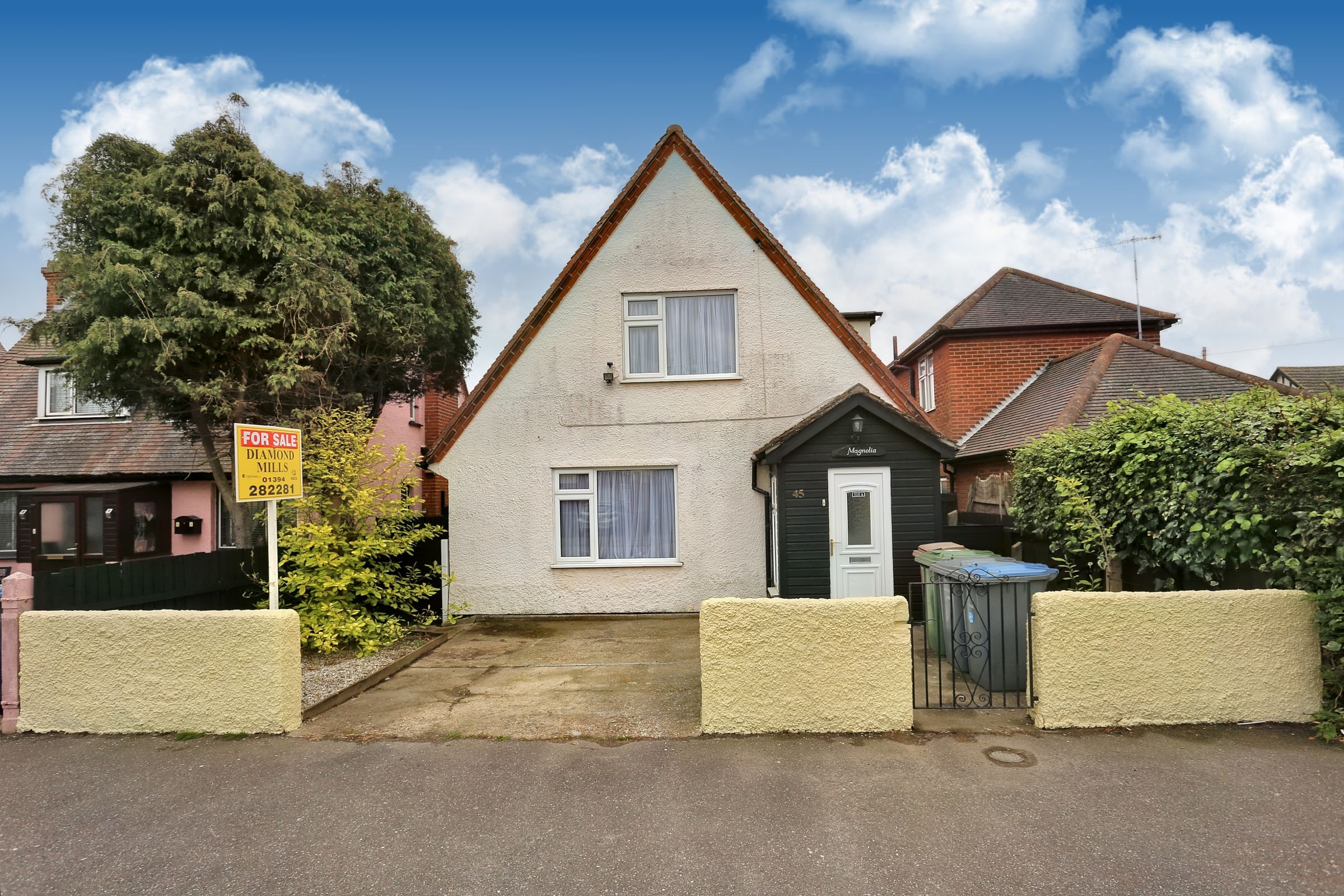 2 bed property for sale in Langer Road, Felixstowe IP11 Zoopla