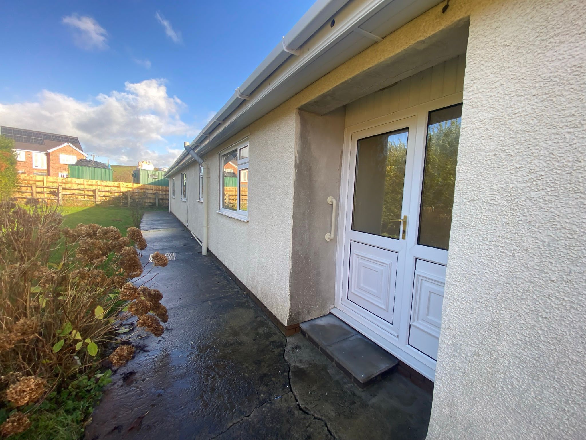 4 bed bungalow for sale in Five Roads, Llanelli SA15 Zoopla